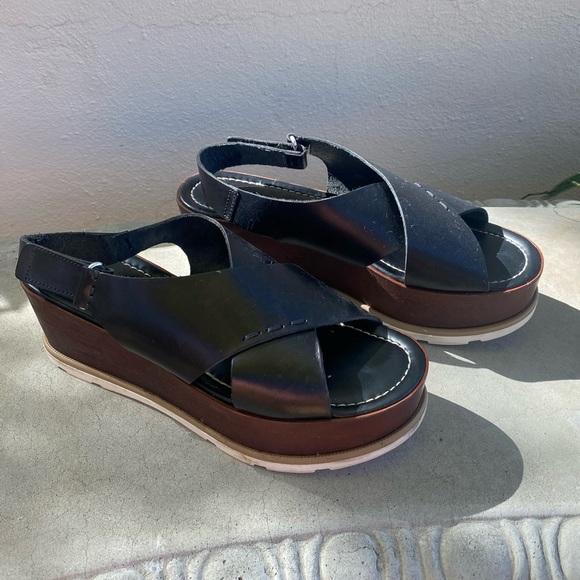 Kenneth Cole Mila Black Sandals 8.5 - Picture 5 of 9